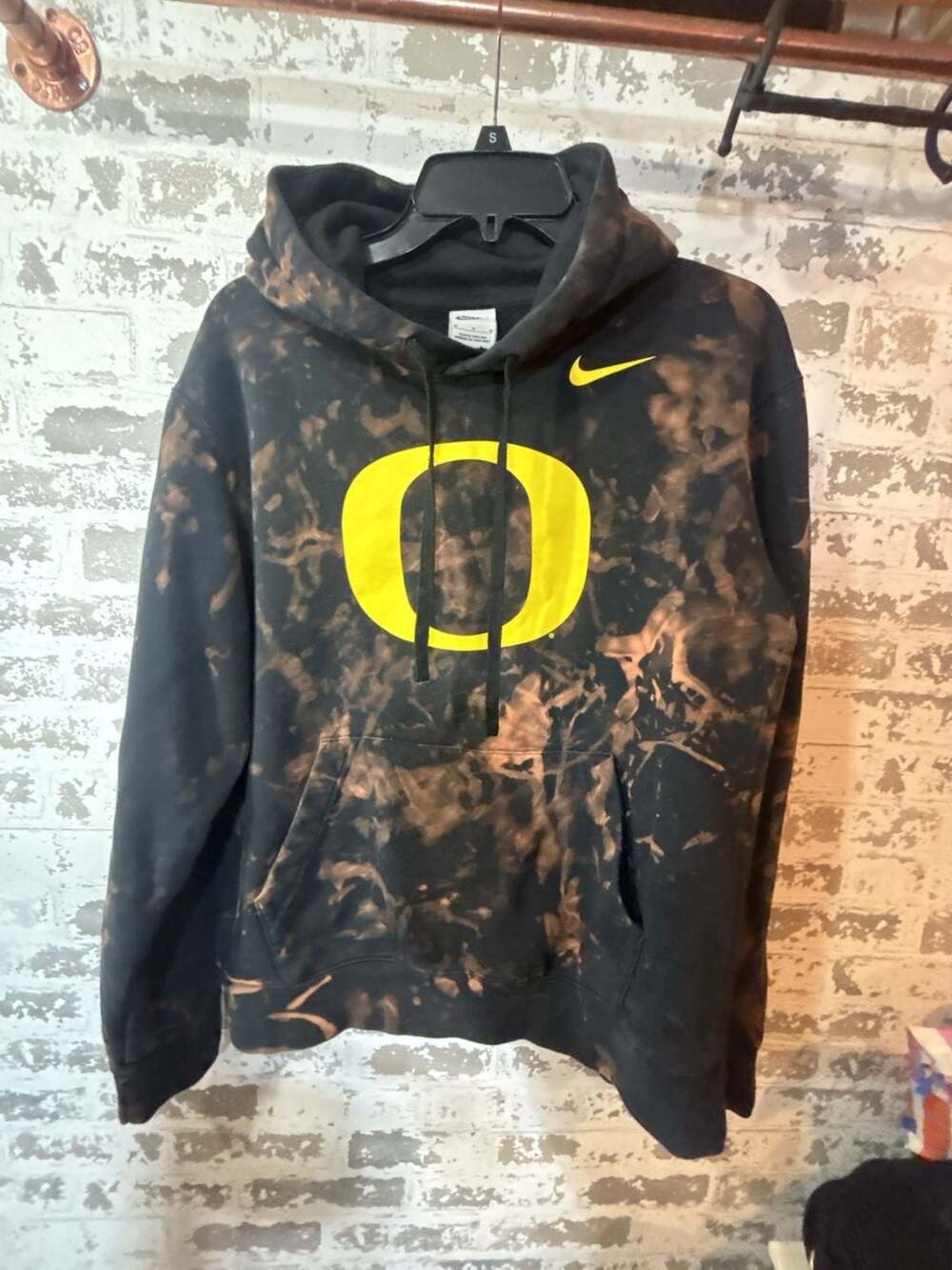 Nike Oregon Ducks Bleach Tie-Dye Pullover Hoodie